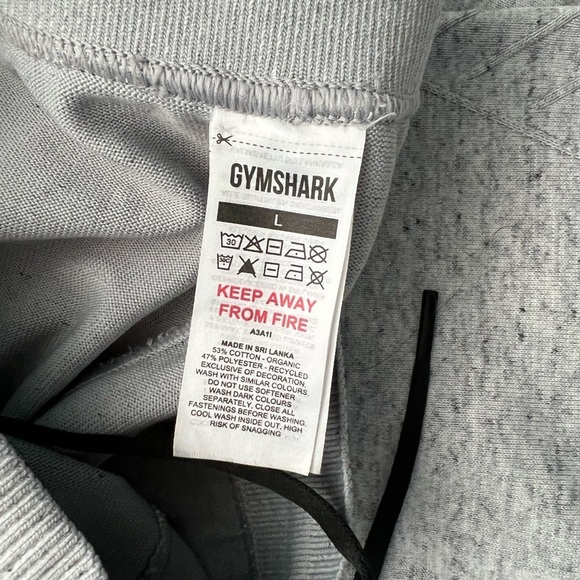 Gymshark Gray Quilted Sweatpants - Picture 13 of 15